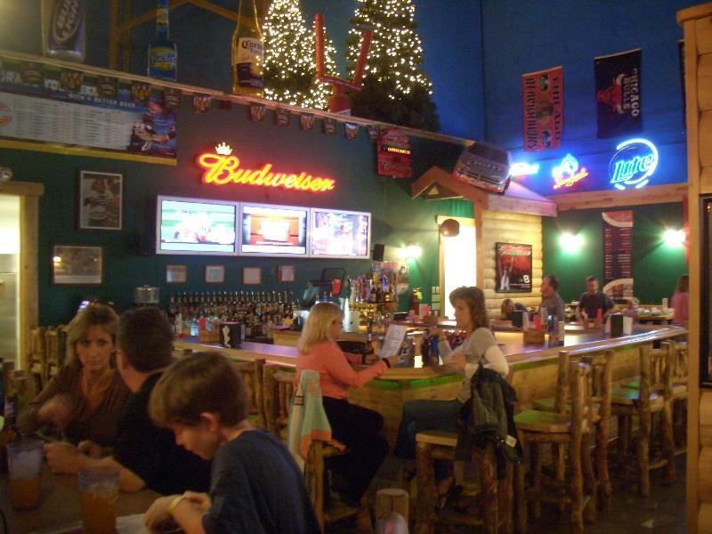 Grand Bear Resort At Starved Rock Utica Ristorante foto